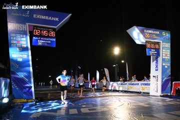 HO CHI MINH CITY NIGHT RUN EXIMBANK 2024 - Ảnh #2065408