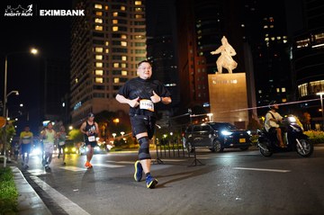 HO CHI MINH CITY NIGHT RUN EXIMBANK 2024 - Ảnh #1990651