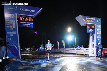 HO CHI MINH CITY NIGHT RUN EXIMBANK 2024 - Ảnh #2063899