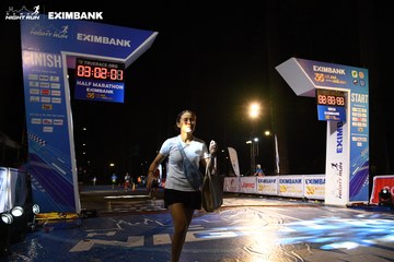 HO CHI MINH CITY NIGHT RUN EXIMBANK 2024 - Ảnh #2062491