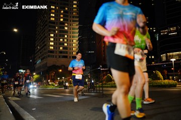 HO CHI MINH CITY NIGHT RUN EXIMBANK 2024 - Ảnh #1990678