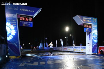 HO CHI MINH CITY NIGHT RUN EXIMBANK 2024 - Ảnh #2065701