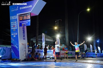 HO CHI MINH CITY NIGHT RUN EXIMBANK 2024 - Ảnh #2033175