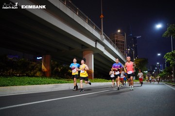 HO CHI MINH CITY NIGHT RUN EXIMBANK 2024 - Ảnh #1988883
