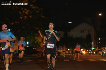 HO CHI MINH CITY NIGHT RUN EXIMBANK 2024 - Ảnh #2029399