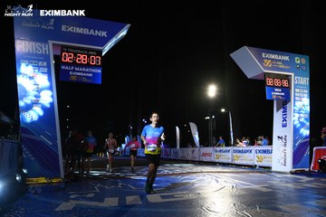 HO CHI MINH CITY NIGHT RUN EXIMBANK 2024 - Ảnh #2063917