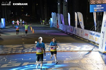 HO CHI MINH CITY NIGHT RUN EXIMBANK 2024 - Ảnh #2028149