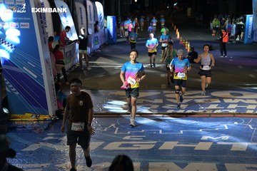 HO CHI MINH CITY NIGHT RUN EXIMBANK 2024 - Ảnh #2032009