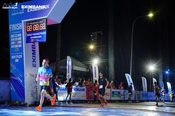 HO CHI MINH CITY NIGHT RUN EXIMBANK 2024 - Ảnh #2034561