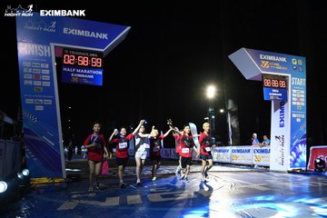 HO CHI MINH CITY NIGHT RUN EXIMBANK 2024 - Ảnh #2059820