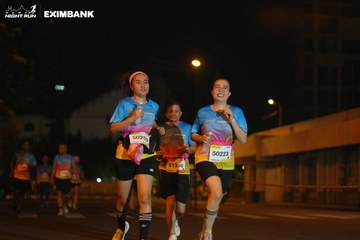 HO CHI MINH CITY NIGHT RUN EXIMBANK 2024 - Ảnh #2027909