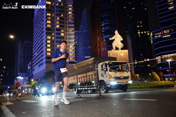 HO CHI MINH CITY NIGHT RUN EXIMBANK 2024 - Ảnh #1989856