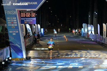 HO CHI MINH CITY NIGHT RUN EXIMBANK 2024 - Ảnh #2029956