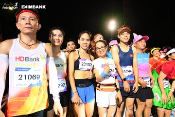 HO CHI MINH CITY NIGHT RUN EXIMBANK 2024 - Ảnh #1971014