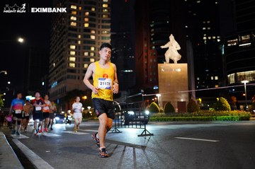 HO CHI MINH CITY NIGHT RUN EXIMBANK 2024 - Ảnh #1990086