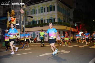 HO CHI MINH CITY NIGHT RUN EXIMBANK 2024 - Ảnh #2032030