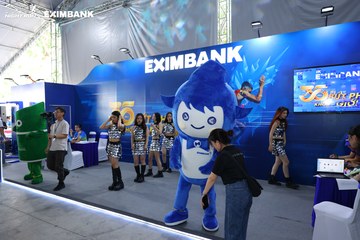 HO CHI MINH CITY NIGHT RUN EXIMBANK 2024 - Ảnh #1965570
