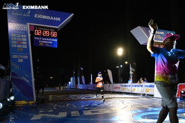 HO CHI MINH CITY NIGHT RUN EXIMBANK 2024 - Ảnh #2065541