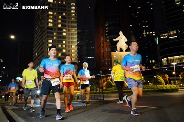 HO CHI MINH CITY NIGHT RUN EXIMBANK 2024 - Ảnh #1990770