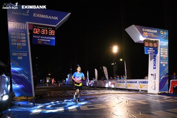 HO CHI MINH CITY NIGHT RUN EXIMBANK 2024 - Ảnh #2059404