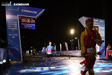 HO CHI MINH CITY NIGHT RUN EXIMBANK 2024 - Ảnh #2061274