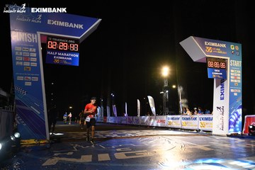 HO CHI MINH CITY NIGHT RUN EXIMBANK 2024 - Ảnh #2065210