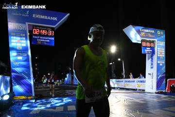 HO CHI MINH CITY NIGHT RUN EXIMBANK 2024 - Ảnh #2064479