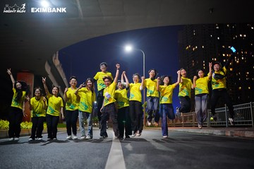 HO CHI MINH CITY NIGHT RUN EXIMBANK 2024 - Ảnh #1988299