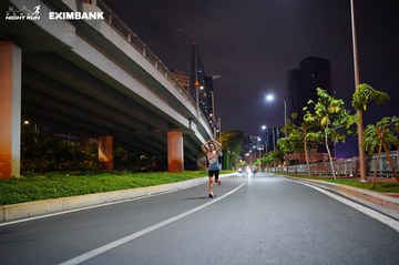 HO CHI MINH CITY NIGHT RUN EXIMBANK 2024 - Ảnh #1988498