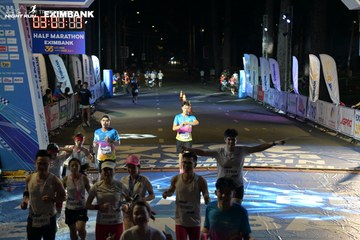 HO CHI MINH CITY NIGHT RUN EXIMBANK 2024 - Ảnh #2030086