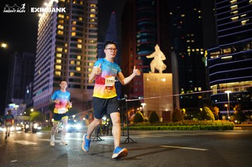HO CHI MINH CITY NIGHT RUN EXIMBANK 2024 - Ảnh #1989522