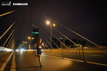 HO CHI MINH CITY NIGHT RUN EXIMBANK 2024 - Ảnh #2022924