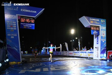 HO CHI MINH CITY NIGHT RUN EXIMBANK 2024 - Ảnh #2065633