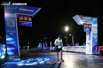 HO CHI MINH CITY NIGHT RUN EXIMBANK 2024 - Ảnh #2065613