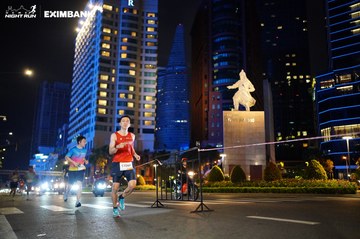 HO CHI MINH CITY NIGHT RUN EXIMBANK 2024 - Ảnh #1989461