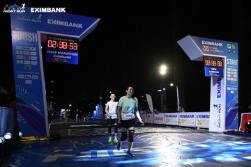 HO CHI MINH CITY NIGHT RUN EXIMBANK 2024 - Ảnh #2060068