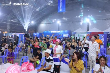HO CHI MINH CITY NIGHT RUN EXIMBANK 2024 - Ảnh #1965240