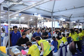 HO CHI MINH CITY NIGHT RUN EXIMBANK 2024 - Ảnh #1964757