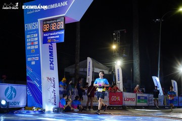 HO CHI MINH CITY NIGHT RUN EXIMBANK 2024 - Ảnh #2033568