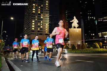 HO CHI MINH CITY NIGHT RUN EXIMBANK 2024 - Ảnh #1989915