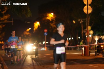 HO CHI MINH CITY NIGHT RUN EXIMBANK 2024 - Ảnh #2160678