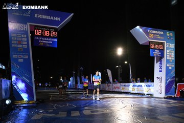 HO CHI MINH CITY NIGHT RUN EXIMBANK 2024 - Ảnh #2059782