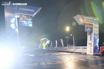 HO CHI MINH CITY NIGHT RUN EXIMBANK 2024 - Ảnh #2059109