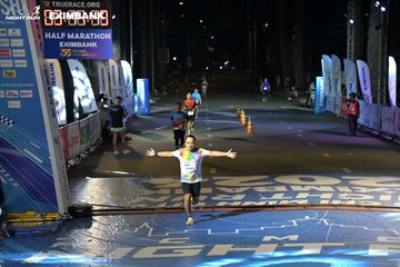 HO CHI MINH CITY NIGHT RUN EXIMBANK 2024 - Ảnh #2028060