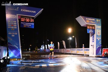 HO CHI MINH CITY NIGHT RUN EXIMBANK 2024 - Ảnh #2060408