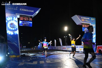 HO CHI MINH CITY NIGHT RUN EXIMBANK 2024 - Ảnh #2059171