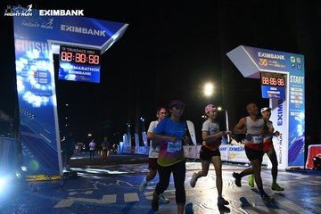 HO CHI MINH CITY NIGHT RUN EXIMBANK 2024 - Ảnh #2066157
