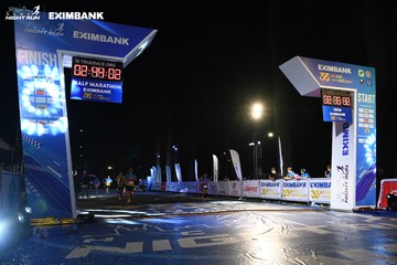 HO CHI MINH CITY NIGHT RUN EXIMBANK 2024 - Ảnh #2063809