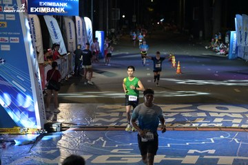 HO CHI MINH CITY NIGHT RUN EXIMBANK 2024 - Ảnh #2034075