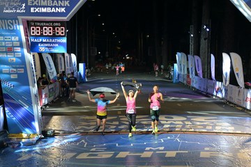 HO CHI MINH CITY NIGHT RUN EXIMBANK 2024 - Ảnh #2029844